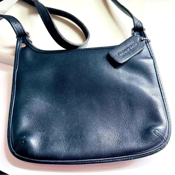 Rare Vintage Coach 9142 Mini Hippie Slim Saddle - Picture 2 of 10